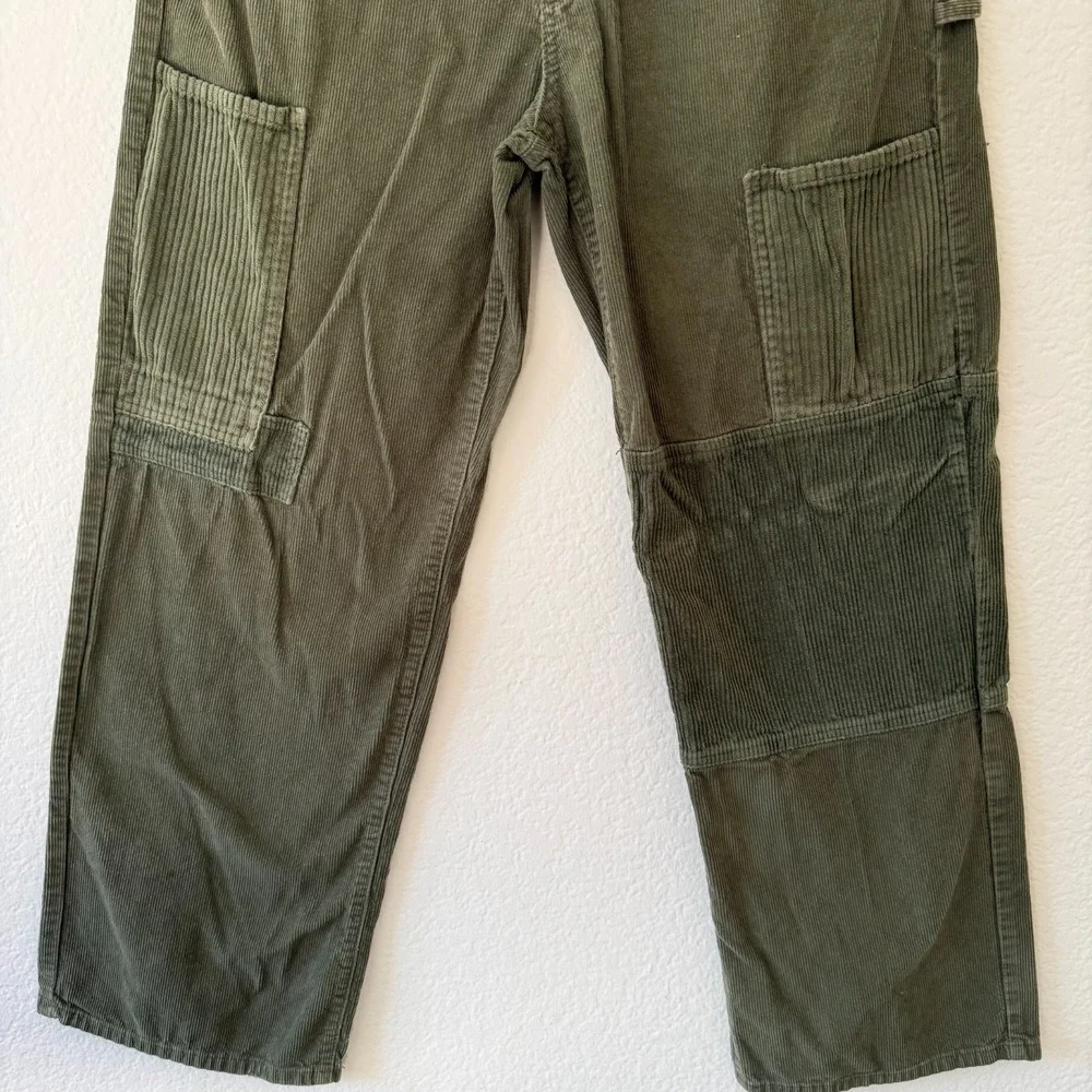 Angel Kiss Corduroy Cargo Pants 13/31 Green Wide Leg Utility Workwear Vibe